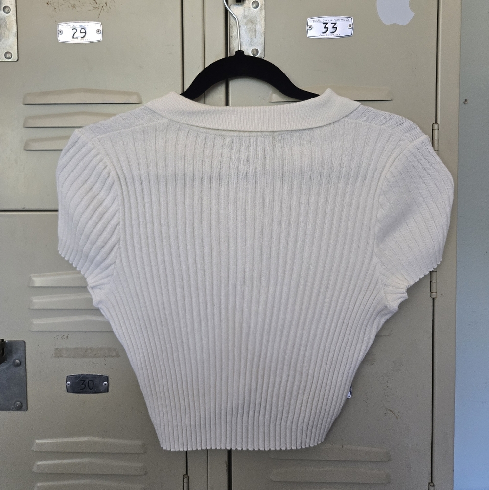 Brandy Melville Cream Ribbed Button Down Crop Top - Picture 3 of 3